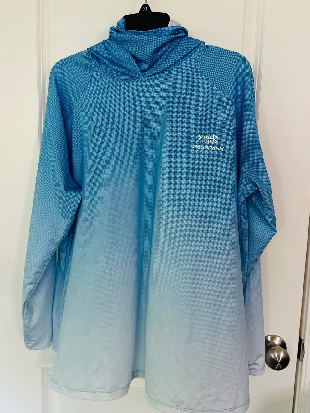 BASSDASH Women’s UPF 50+ Sun Protection Hoodie with Face Mask Neck Gaiter - 2XL